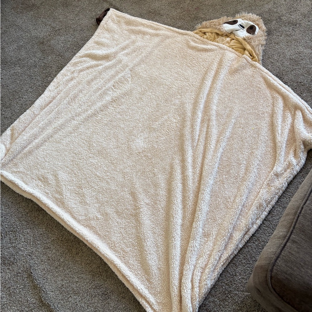 Cozy Sloth Hooded Blanket